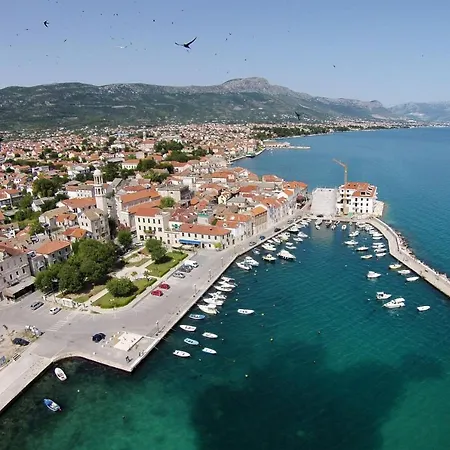 Apartamento With A Parking Space Kastel Novi, - 16018 Kaštela